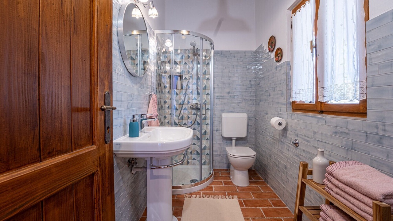 Photo of Bathroom in Glavani