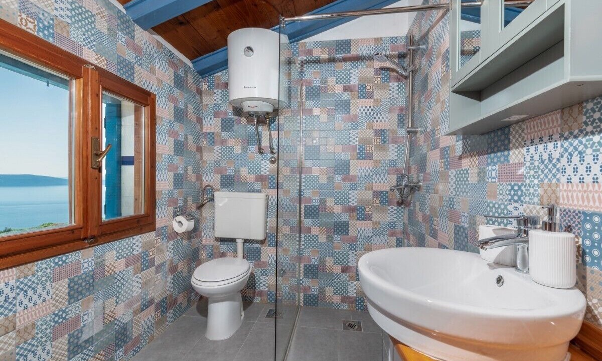 Photo of Bathroom in Crni