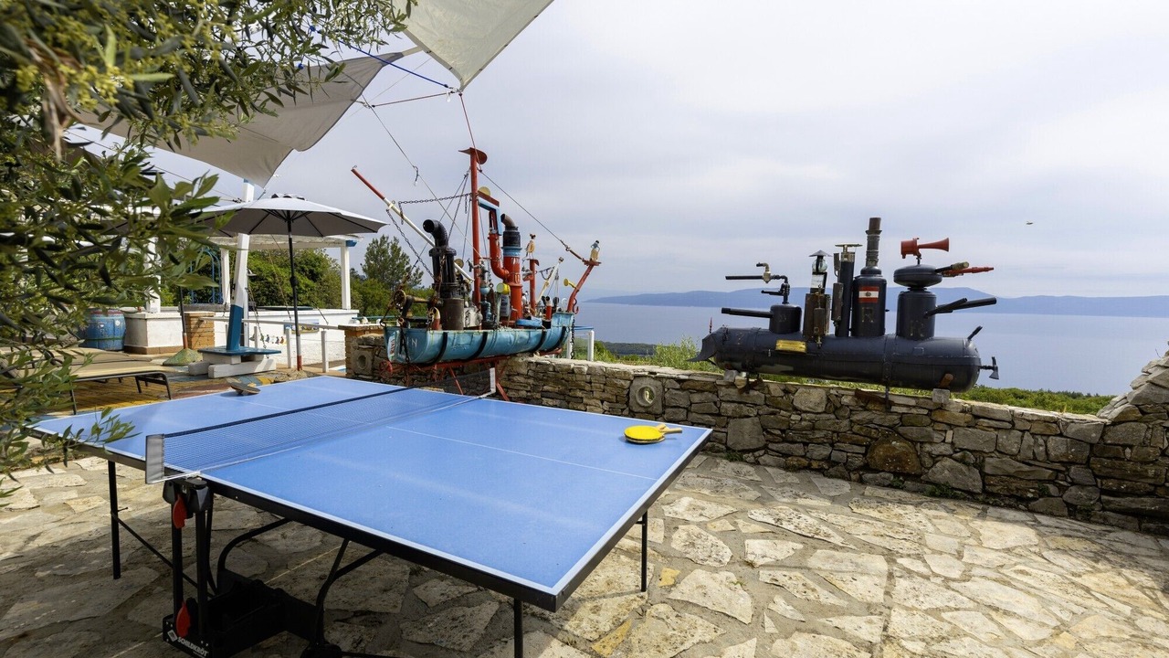 Photo of Outdoor in Crni