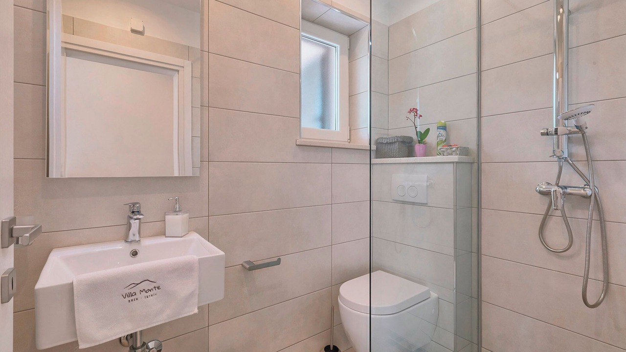 Photo of Bathroom in Rasa
