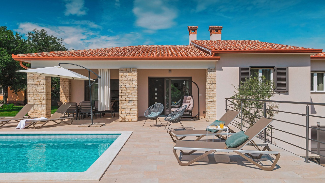 Photo of Outdoor in Rasa