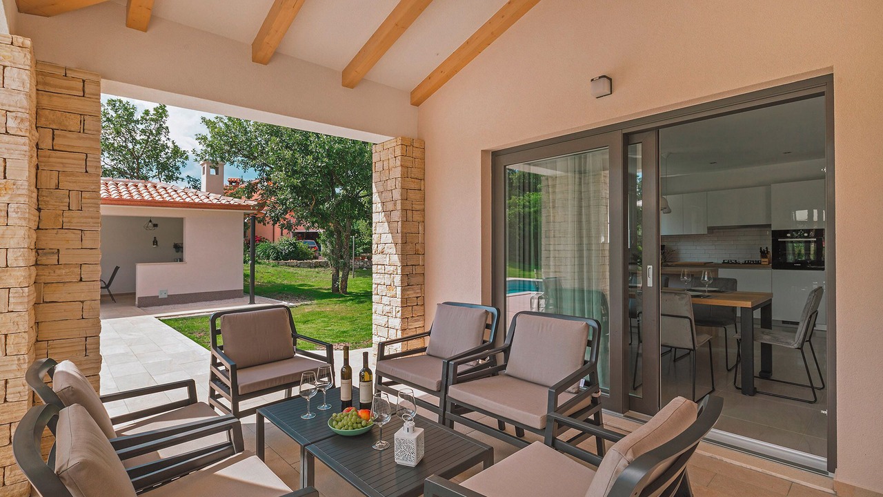 Photo of Outdoor in Rasa