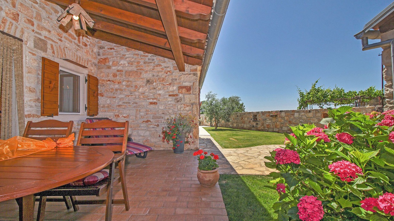 Photo of Outdoor in Cokuni