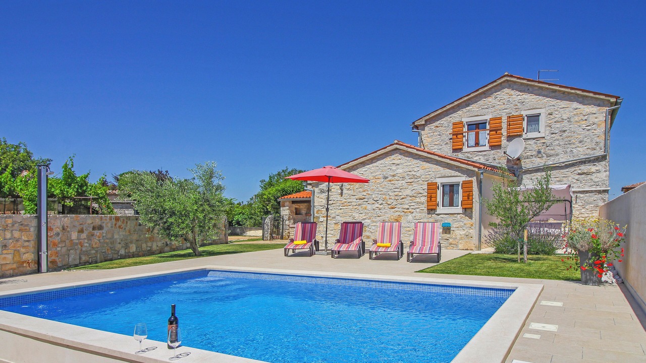 Photo of Outdoor in Cokuni