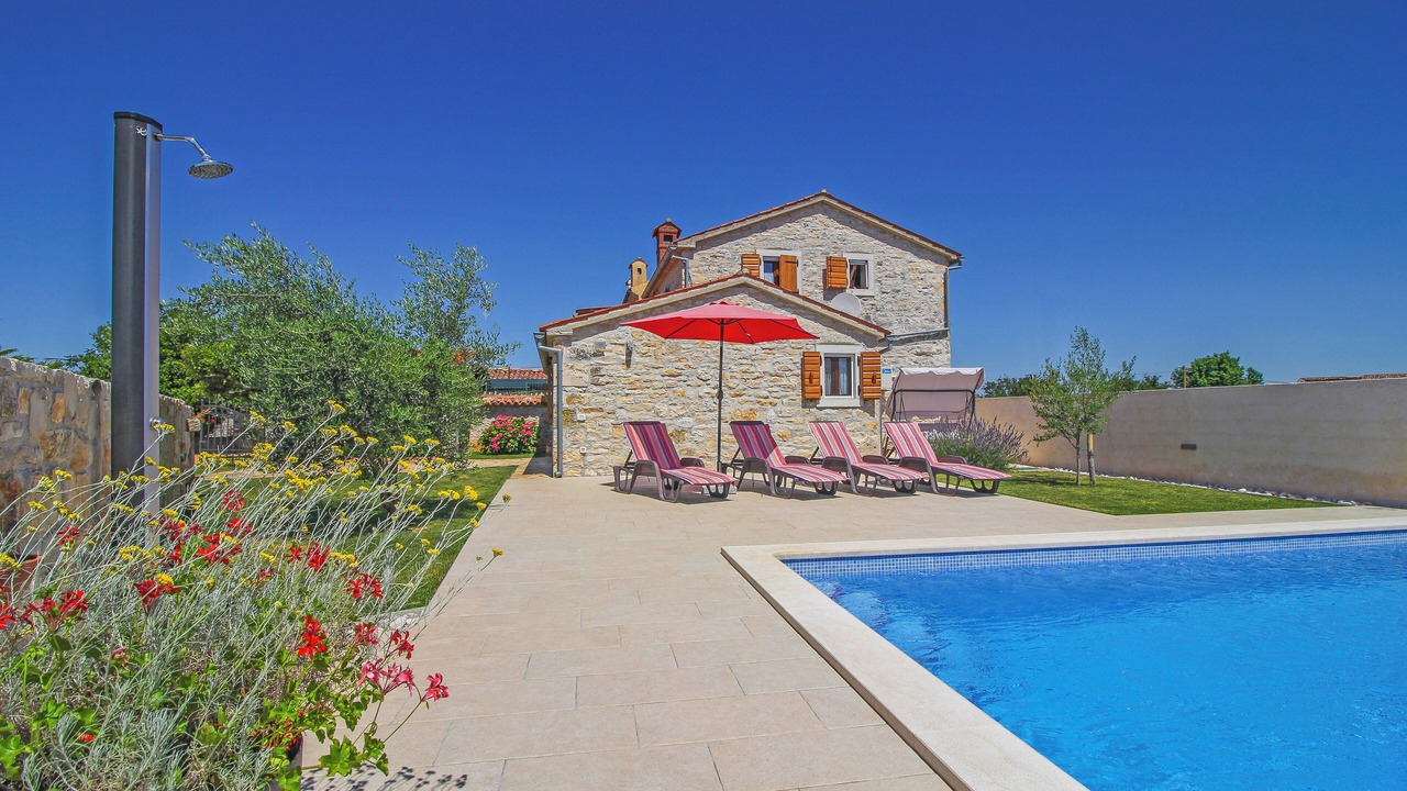 Photo of Outdoor in Cokuni