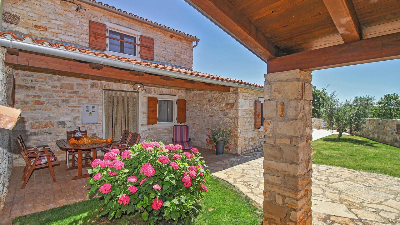 Photo of Outdoor in Cokuni