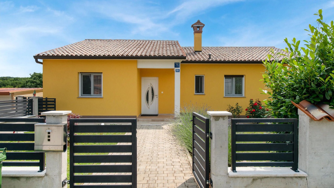 Photo of Outdoor in Kapelica