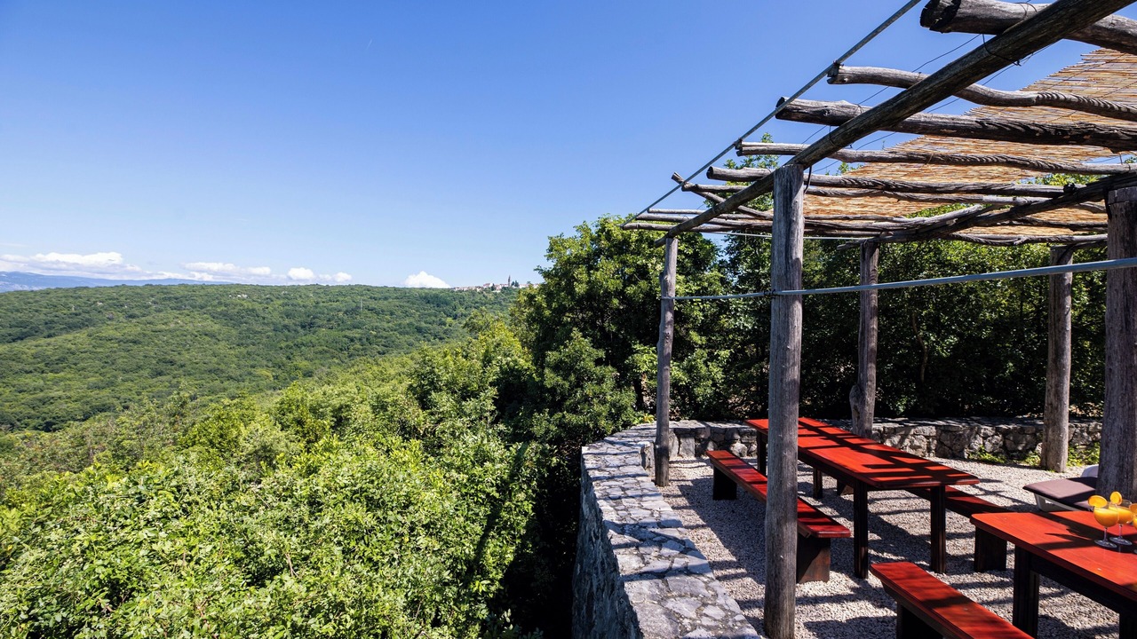 Photo of Outdoor in Tribulje