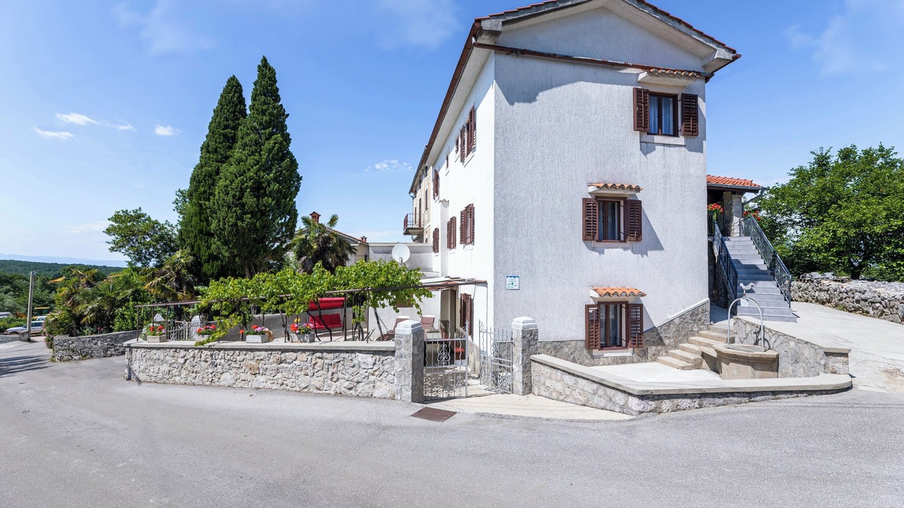 Photo of Outdoor in Tribulje