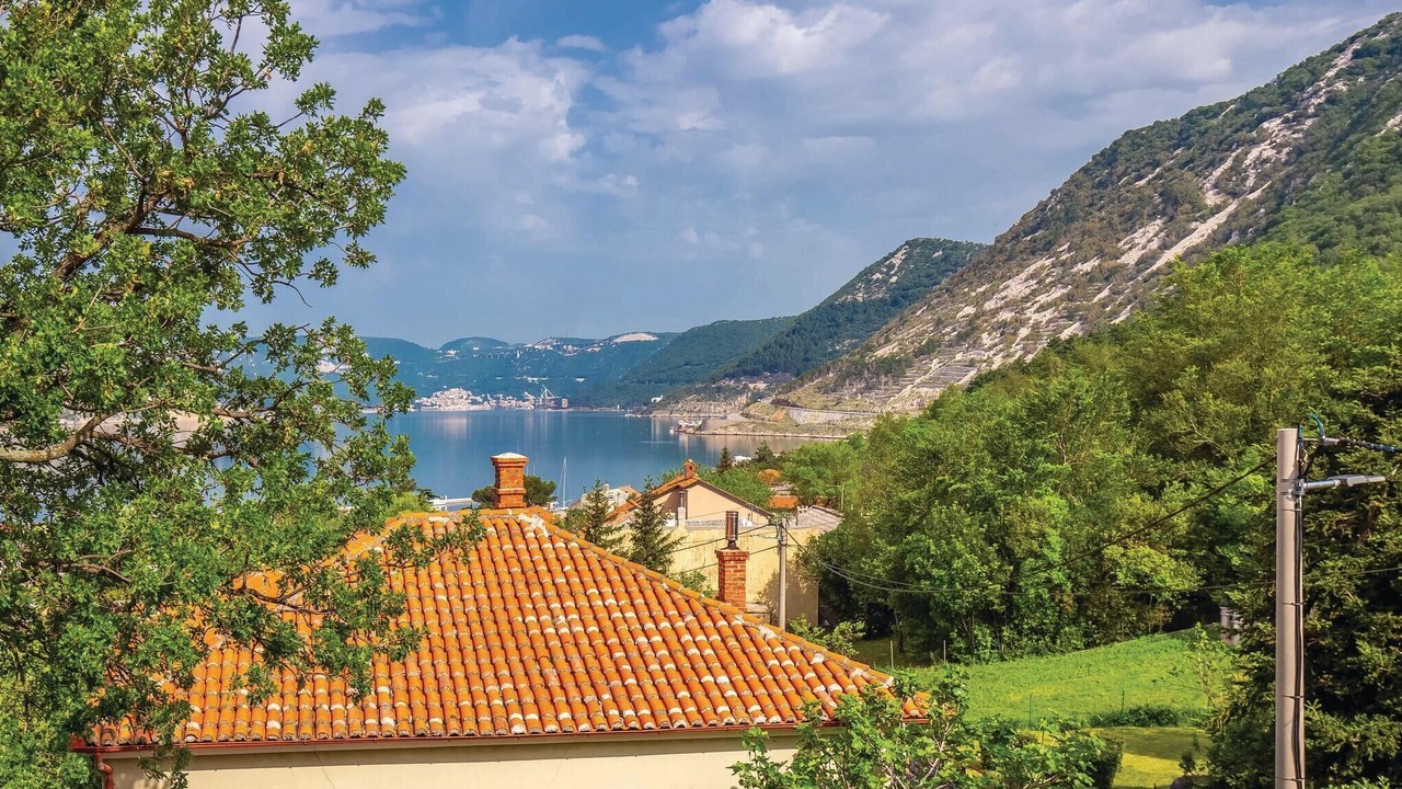Photo of Outdoor in Bakarac