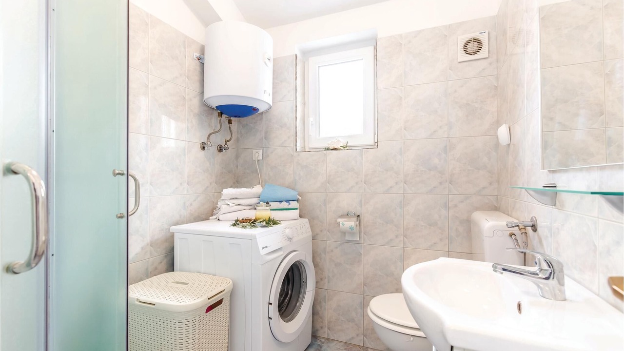 Photo of Bathroom in Bakarac