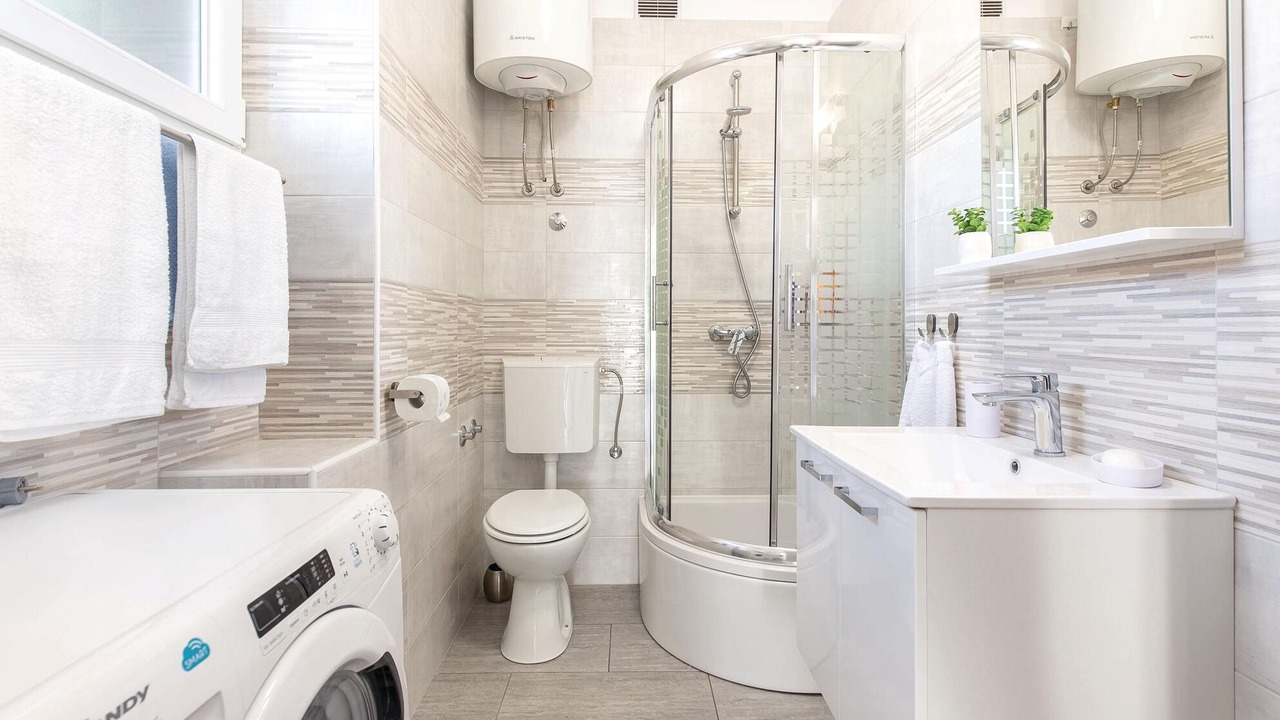 Photo of Bathroom in Bakar