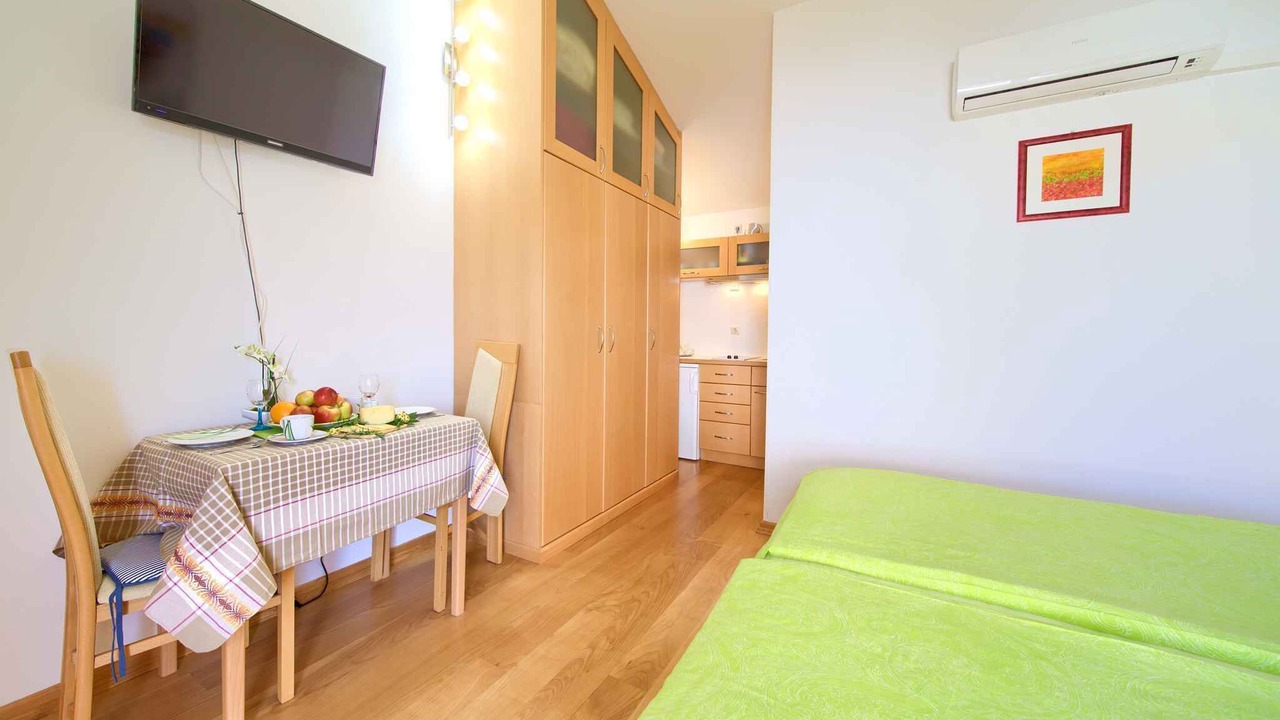 Photo of Bedroom in Vantacici