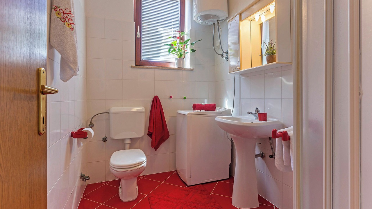 Photo of Bathroom in Vinkuran