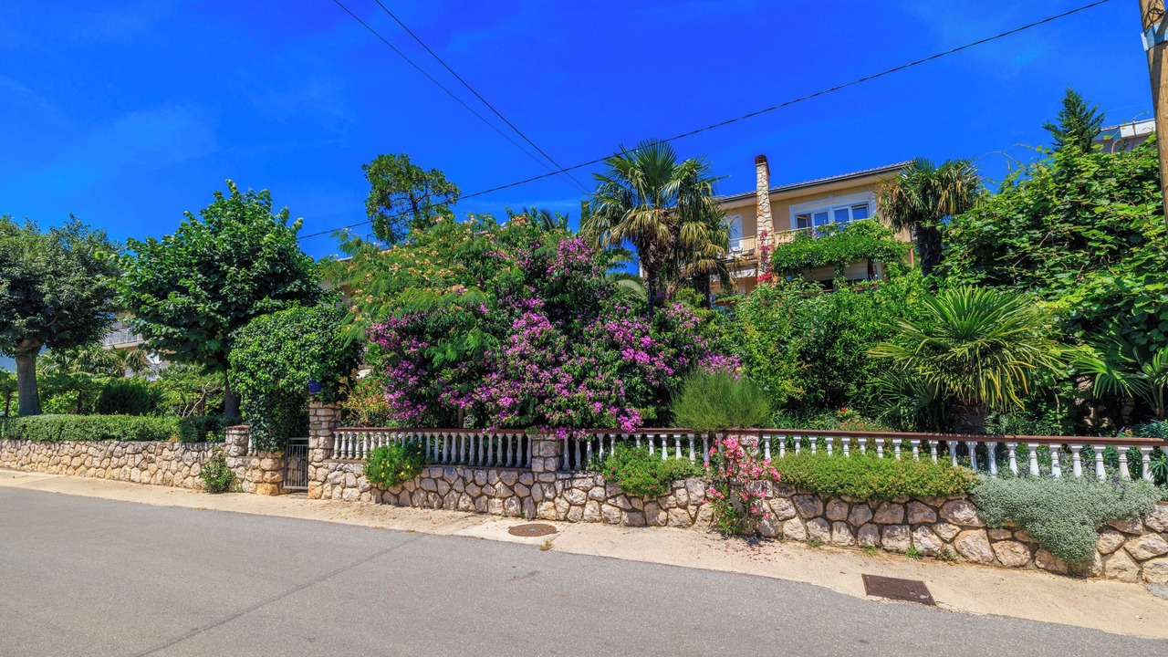 Photo of Outdoor in Klanfari