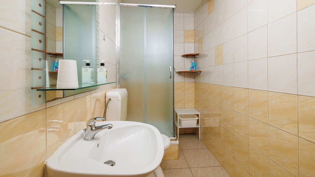 Photo of Bathroom in Klanfari