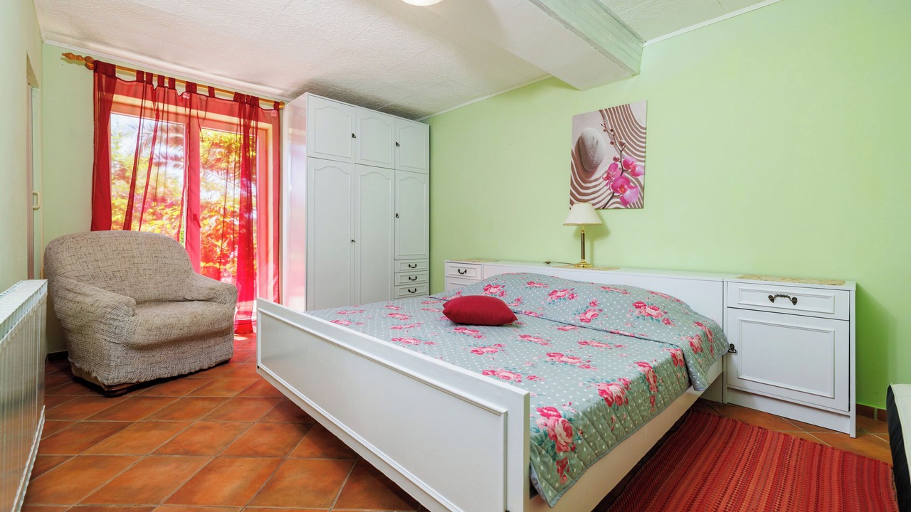 Photo of Bedroom in Klanfari