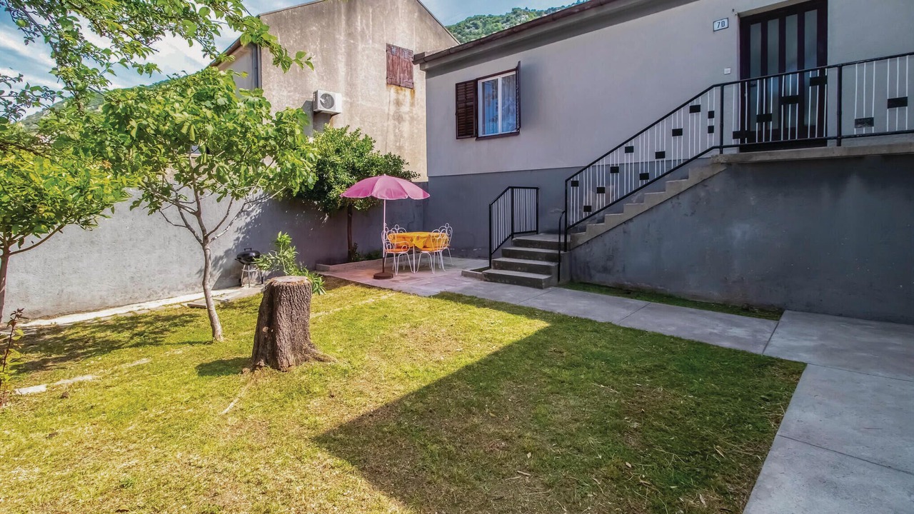 Photo of Outdoor in Bakarac