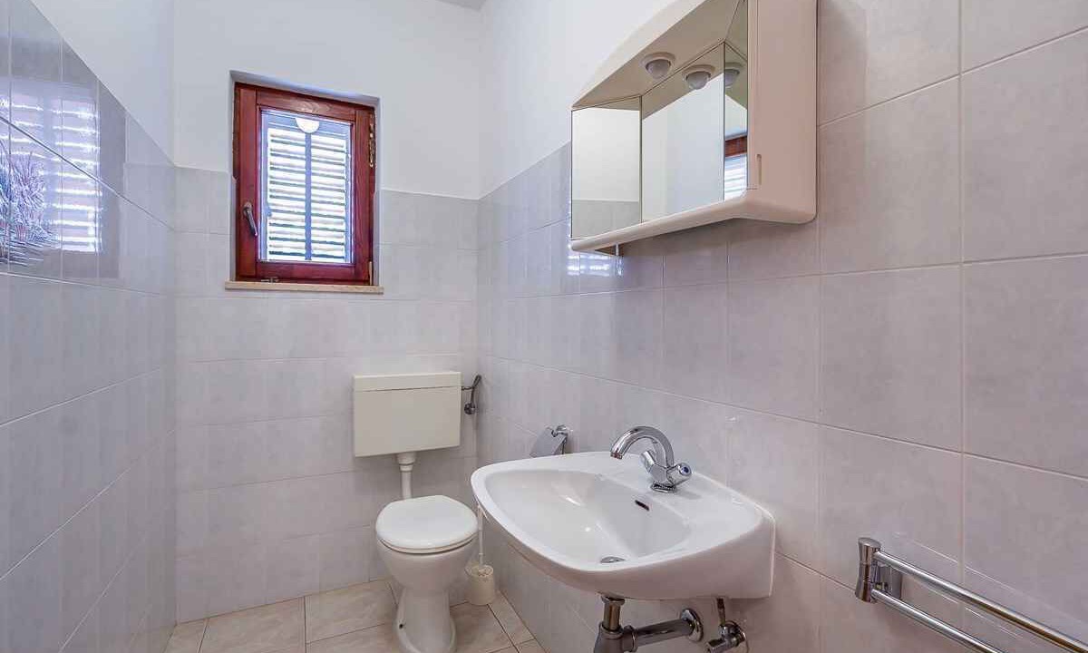 Photo of Bathroom in Vinkuran