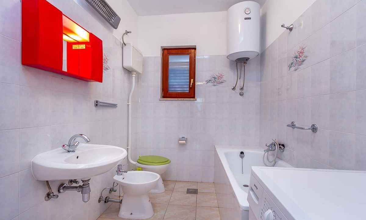 Photo of Bathroom in Vinkuran