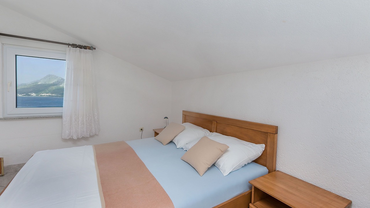 Photo of Bedroom in Tice