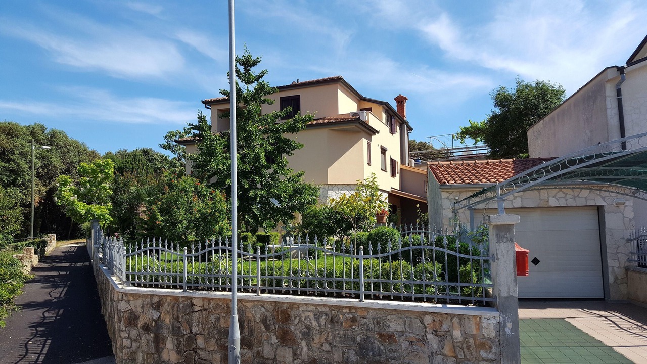 Photo of Outdoor in Banjole