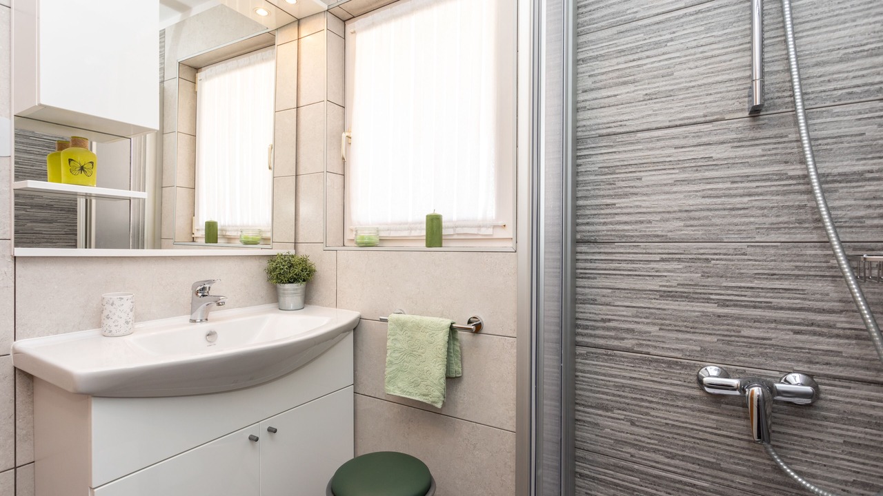 Photo of Bathroom in Silo