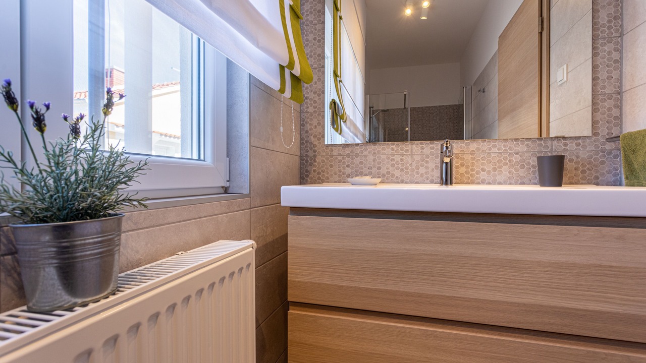 Photo of Bathroom in Silo
