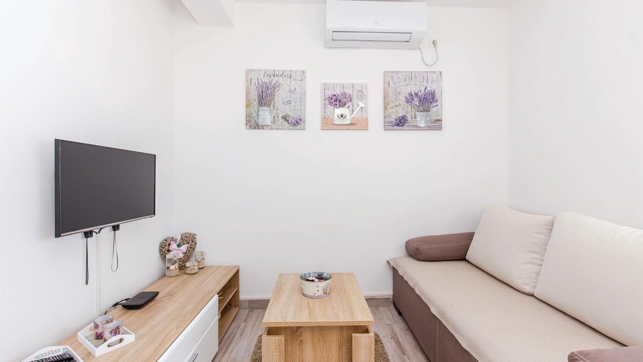 Photo of Bedroom in Smrika