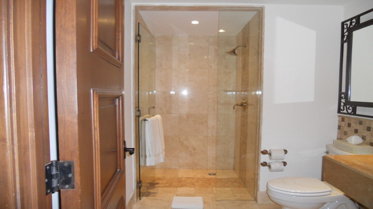 Photo of Bathroom in Marina