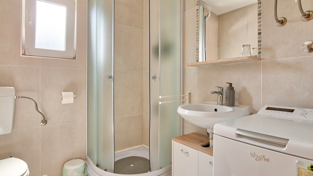 Photo of Bathroom in Loborika