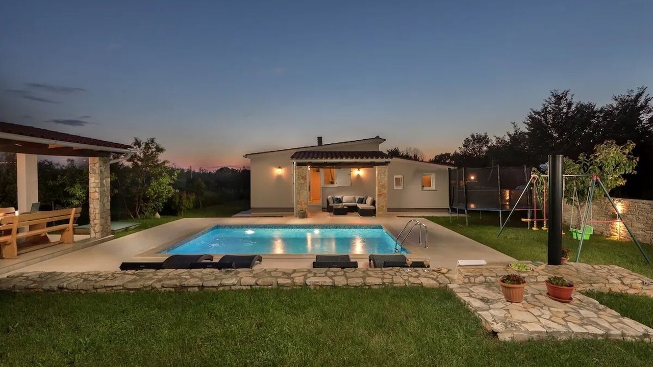 Photo of Outdoor in Loborika