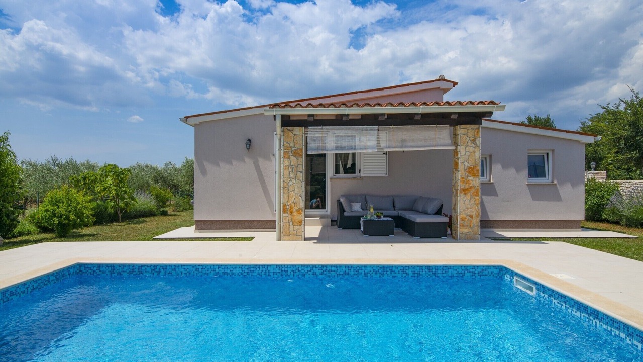Photo of Outdoor in Loborika