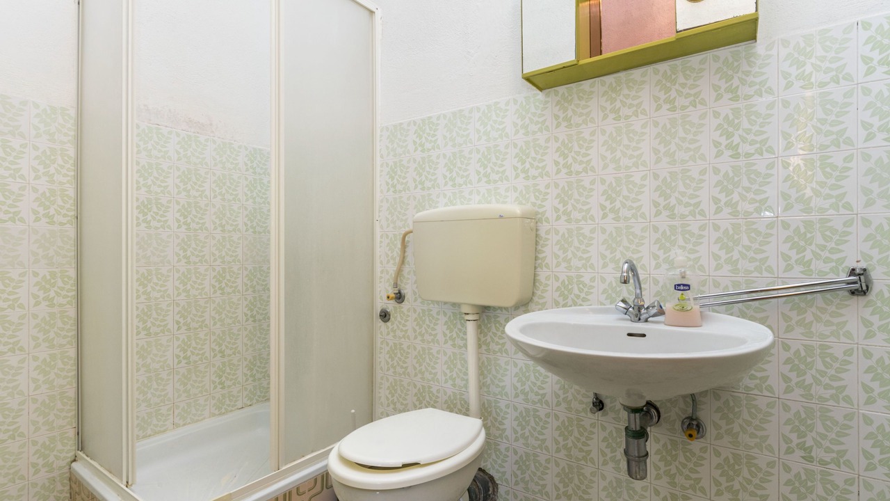 Photo of Bathroom in Tice