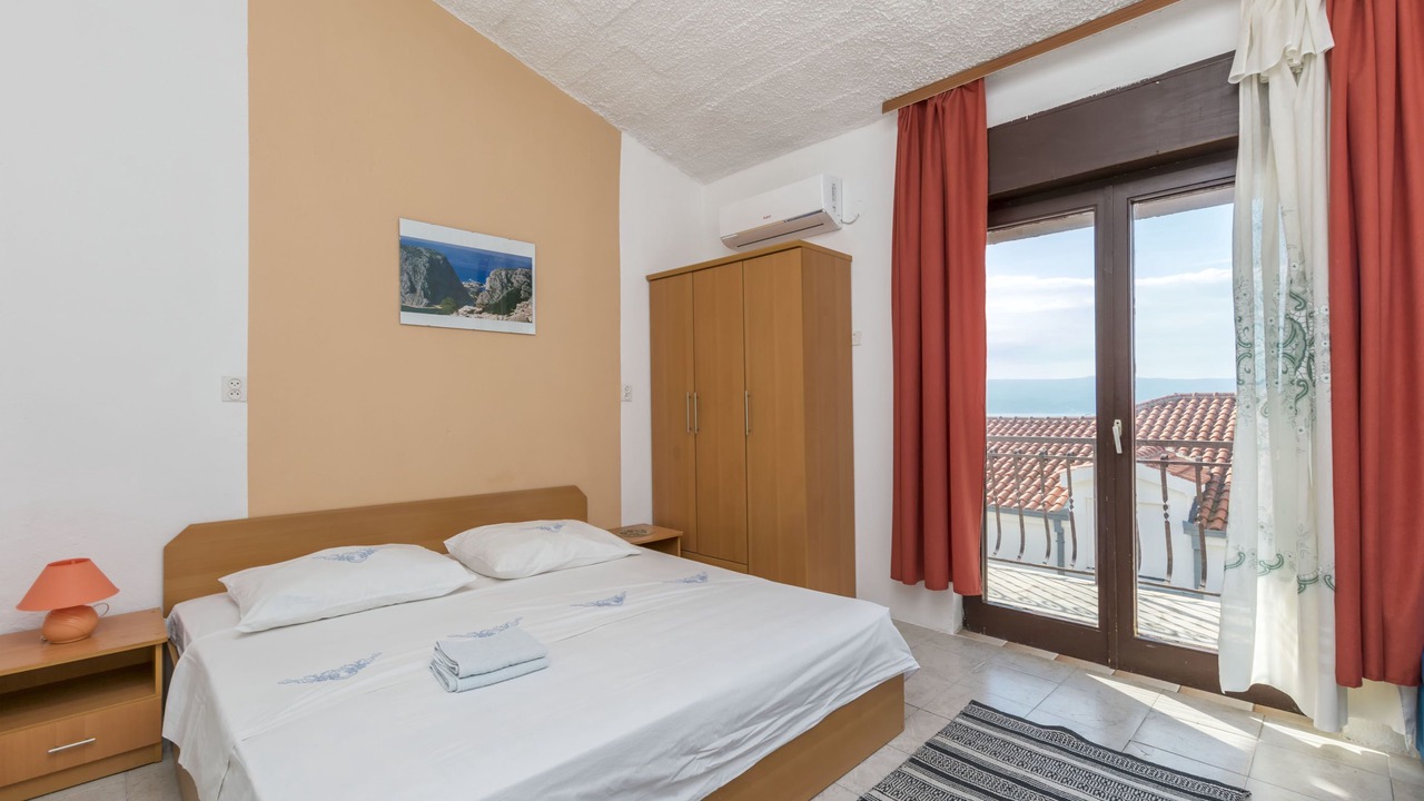 Photo of Bedroom in Tice