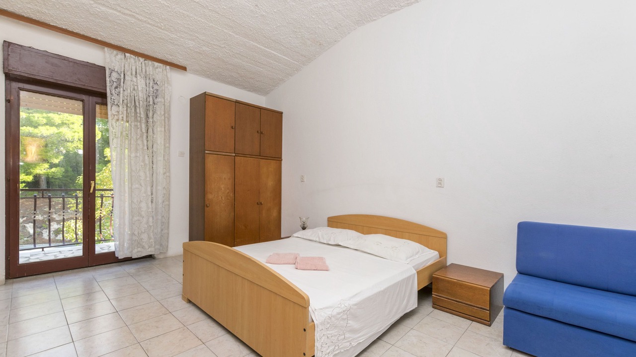 Photo of Bedroom in Tice