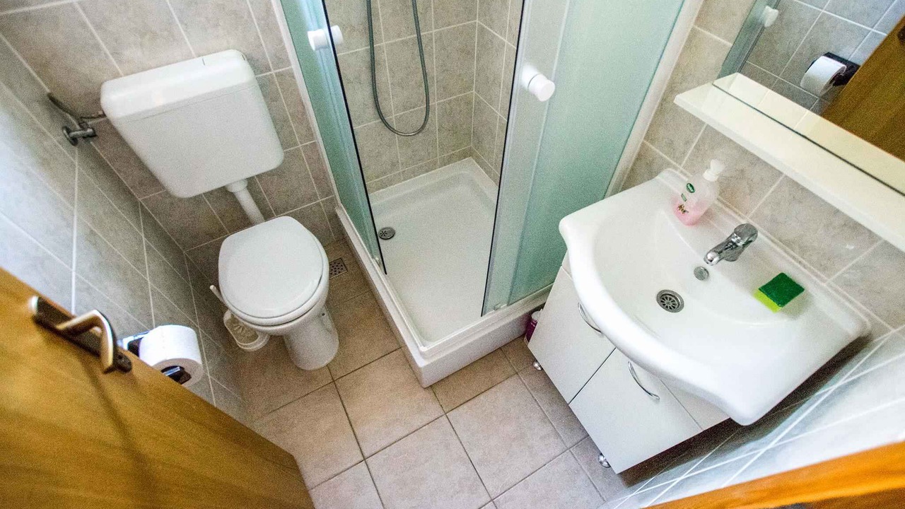 Photo of Bathroom in Seline