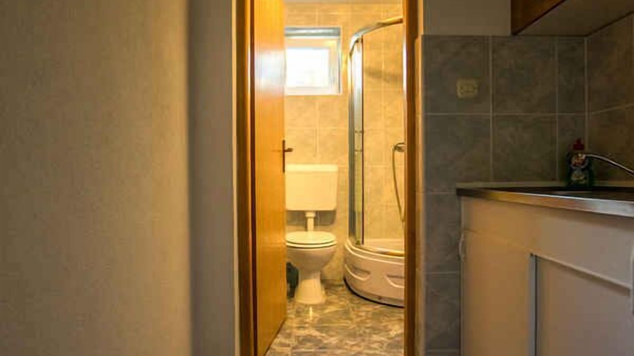 Photo of Bathroom in Seline