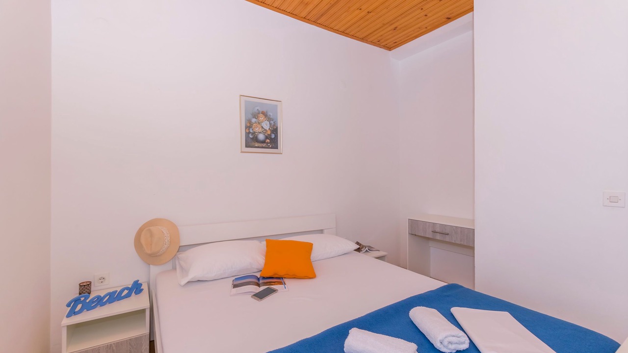 Photo of Bedroom in Novalja