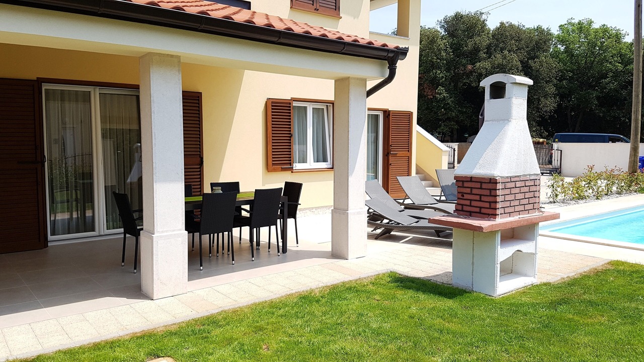 Photo of Outdoor in Banjole