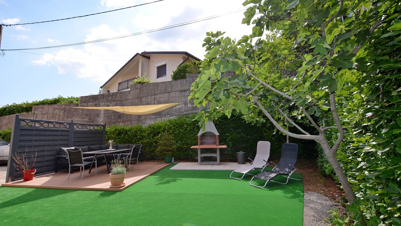 Photo of Outdoor in Jusici