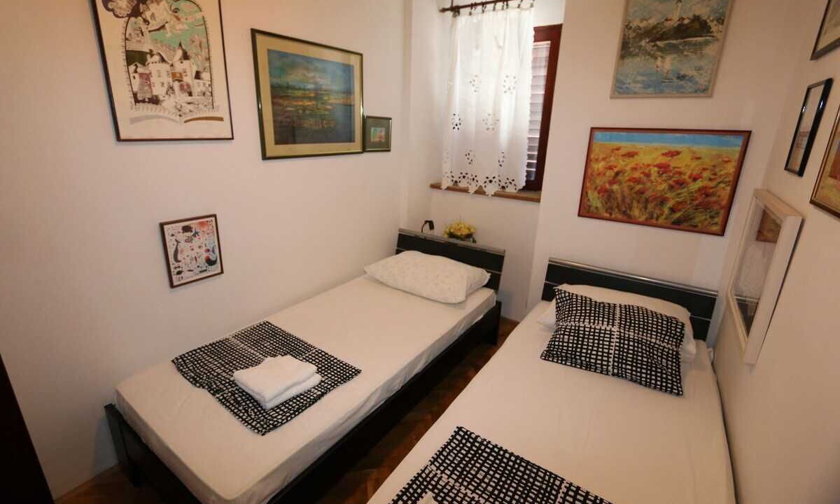 Photo of Bedroom in Silo