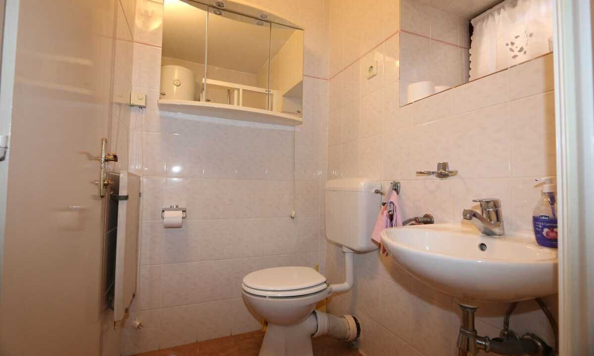 Photo of Bathroom in Silo