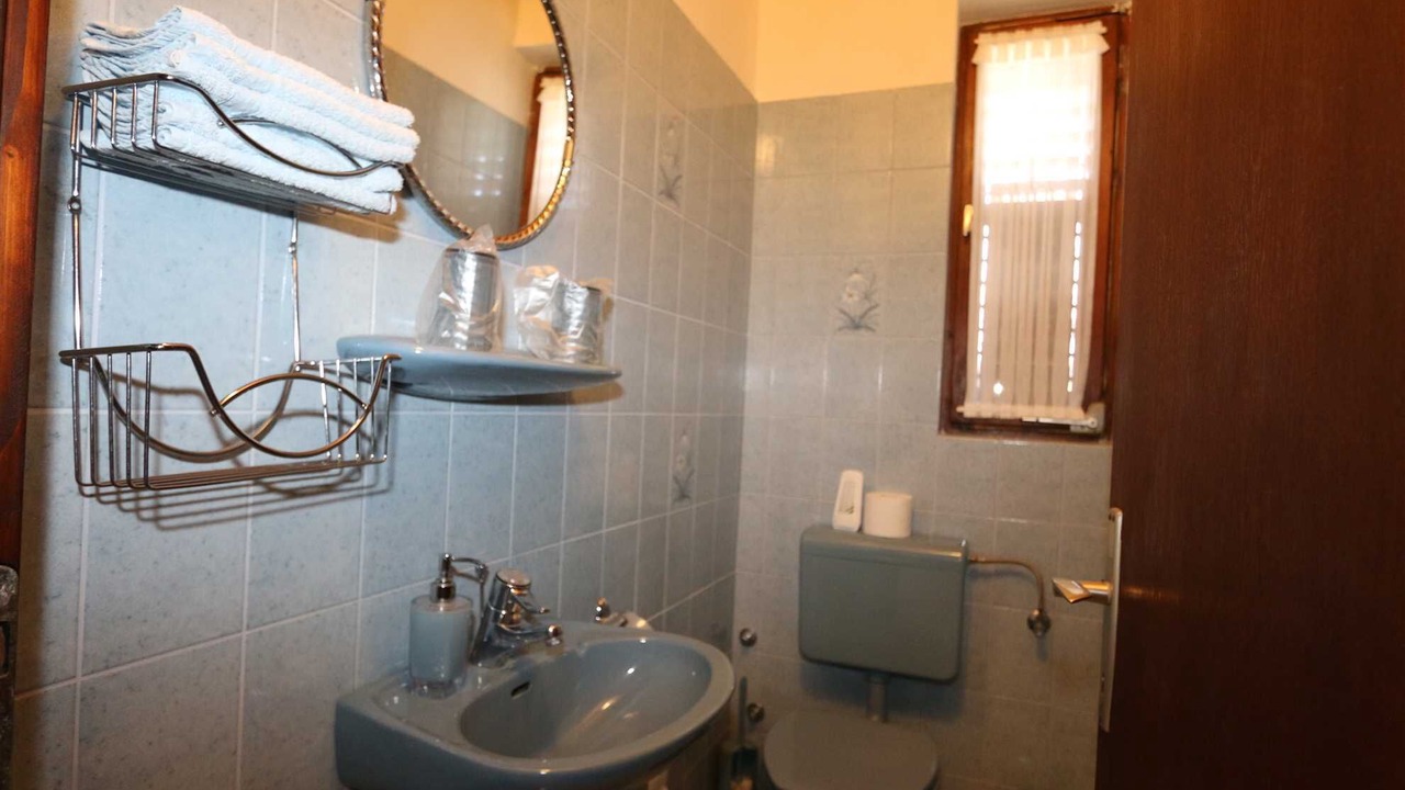 Photo of Bathroom in Silo