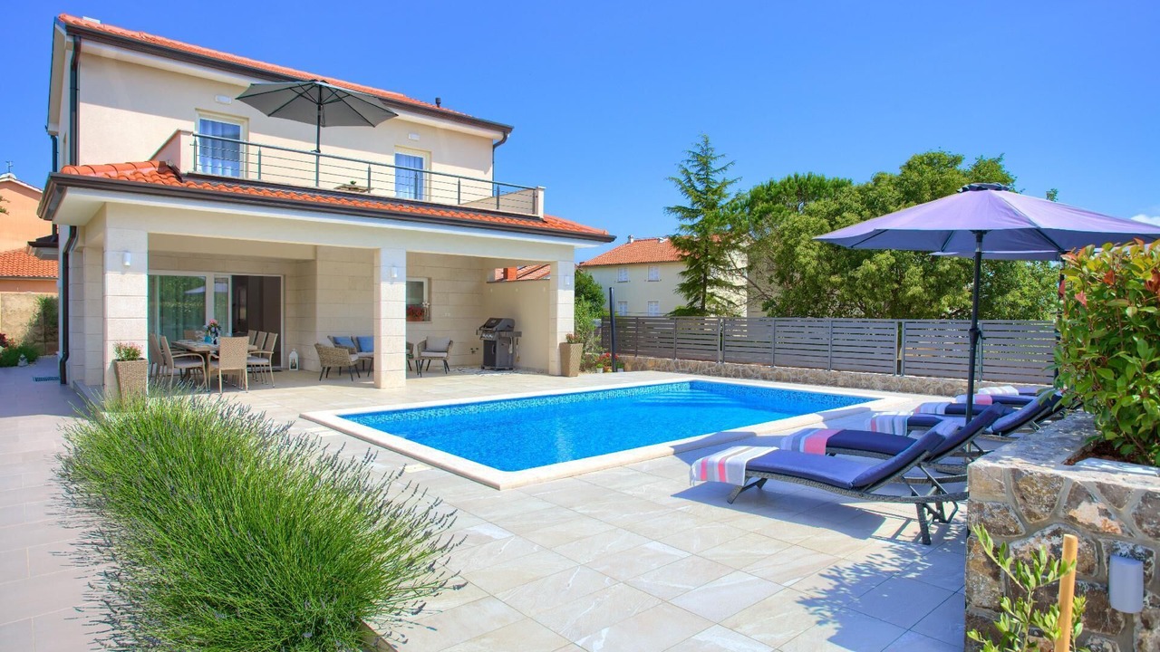 Photo of Outdoor in Porat