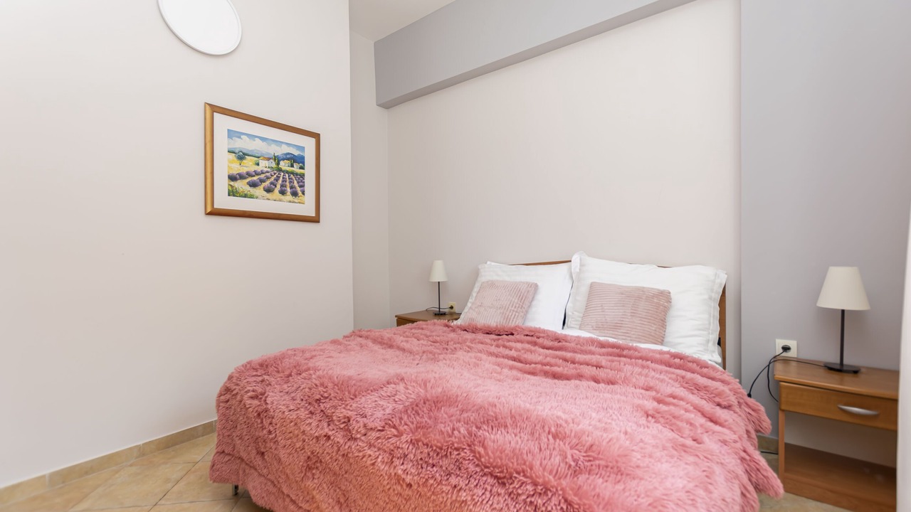Photo of Bedroom in Tice
