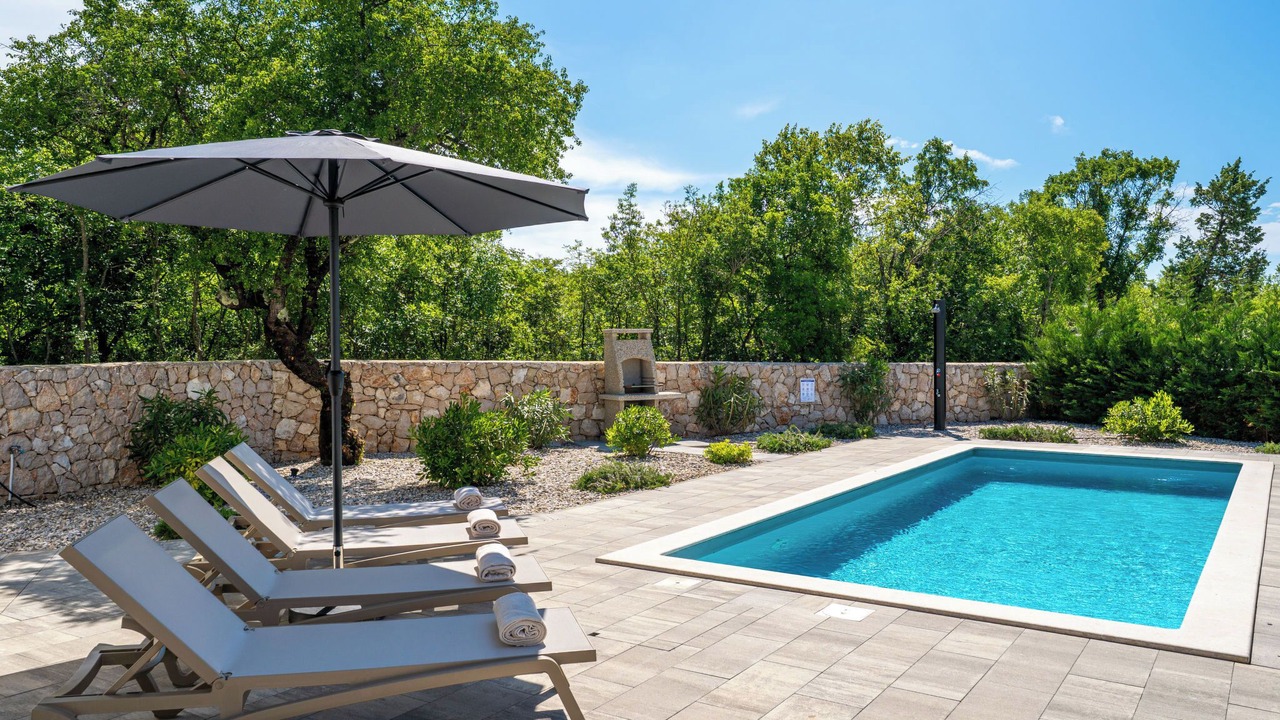 Photo of Outdoor in Kras