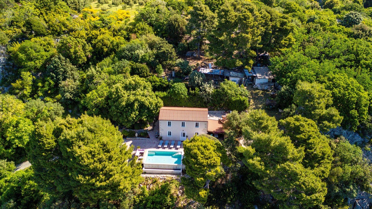 Photo of Outdoor in Mundanije
