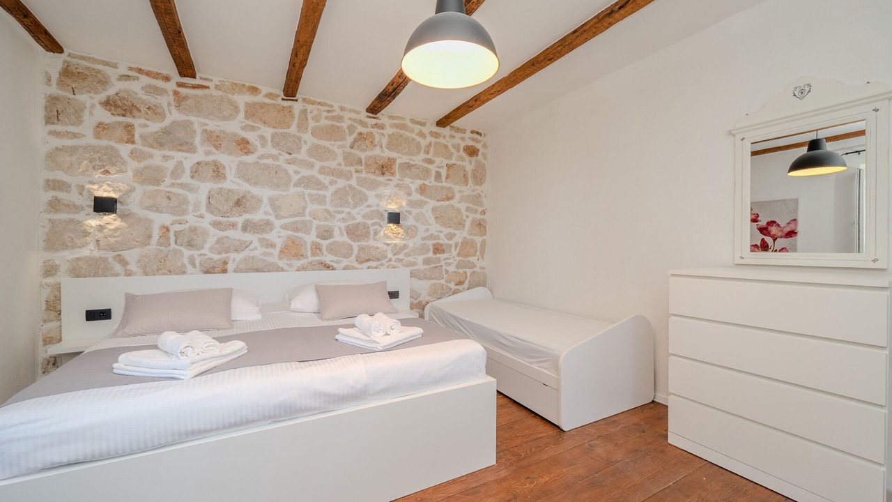 Photo of Bedroom in Mundanije
