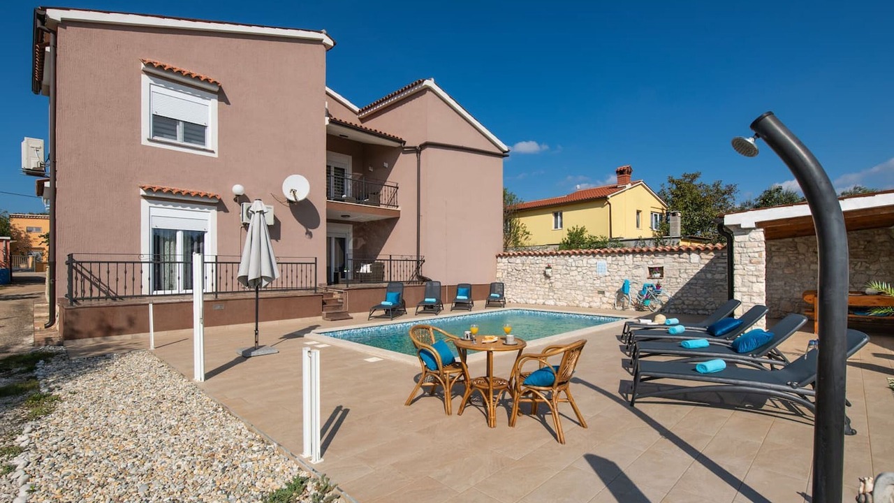 Photo of Outdoor in Belavici